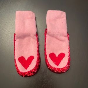 Hanna Andersson slippers kids size 5-7